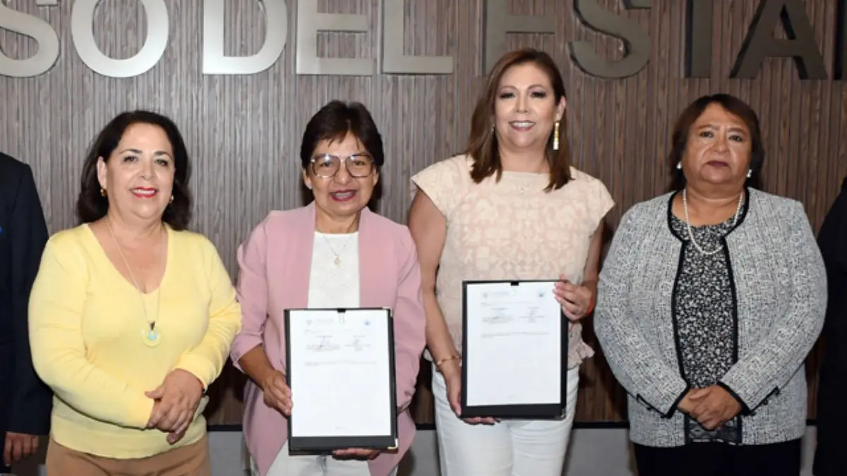 BUAP firma convenio con el Congreso del Estado